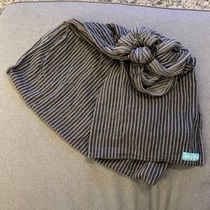 Moby ring sling black / gray striped. Washed but never used.